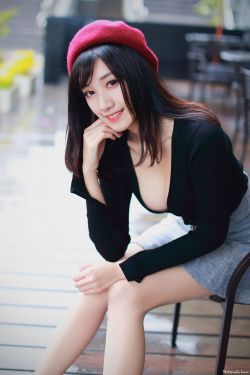 龙珠女角色去掉所有服装